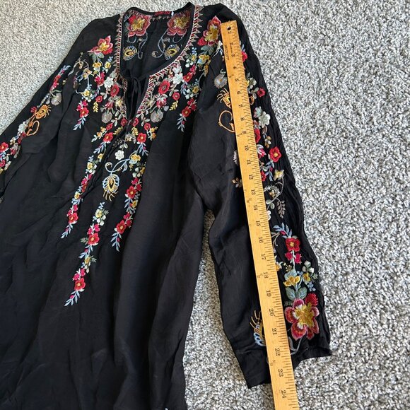 Johnny Was Womens Large Autumn Bloom Black Embroidered Floral Tunic Top - Picture 9 of 15